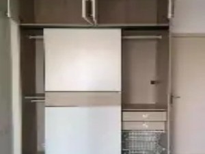 衣柜顶部空间的规范化存取方案