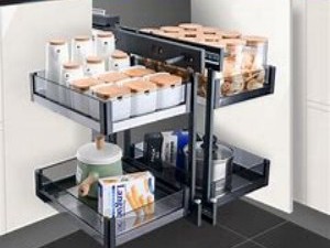 橱柜转角联动拉篮：破解“黑洞空间”的终极方案