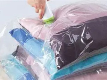 科学的折叠与卷放：重塑衣柜空间逻辑